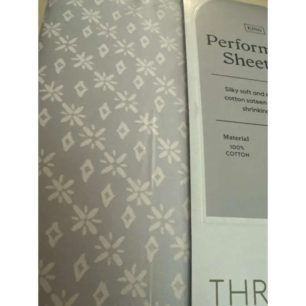 NEW King 400 Thread Count Christmas Holiday Threshold Performance Sheet Set